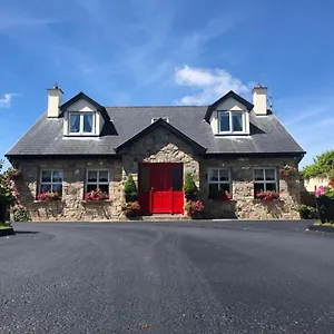  Apartment Private With Private Entrance.