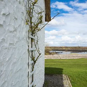  Ferienhaus Dunguaire Thatched